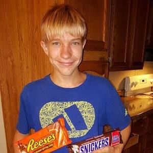 Meet your Posher, Ross